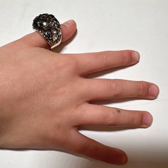 Swarovski Multi colour crystal Ring - Picture 6 of 10